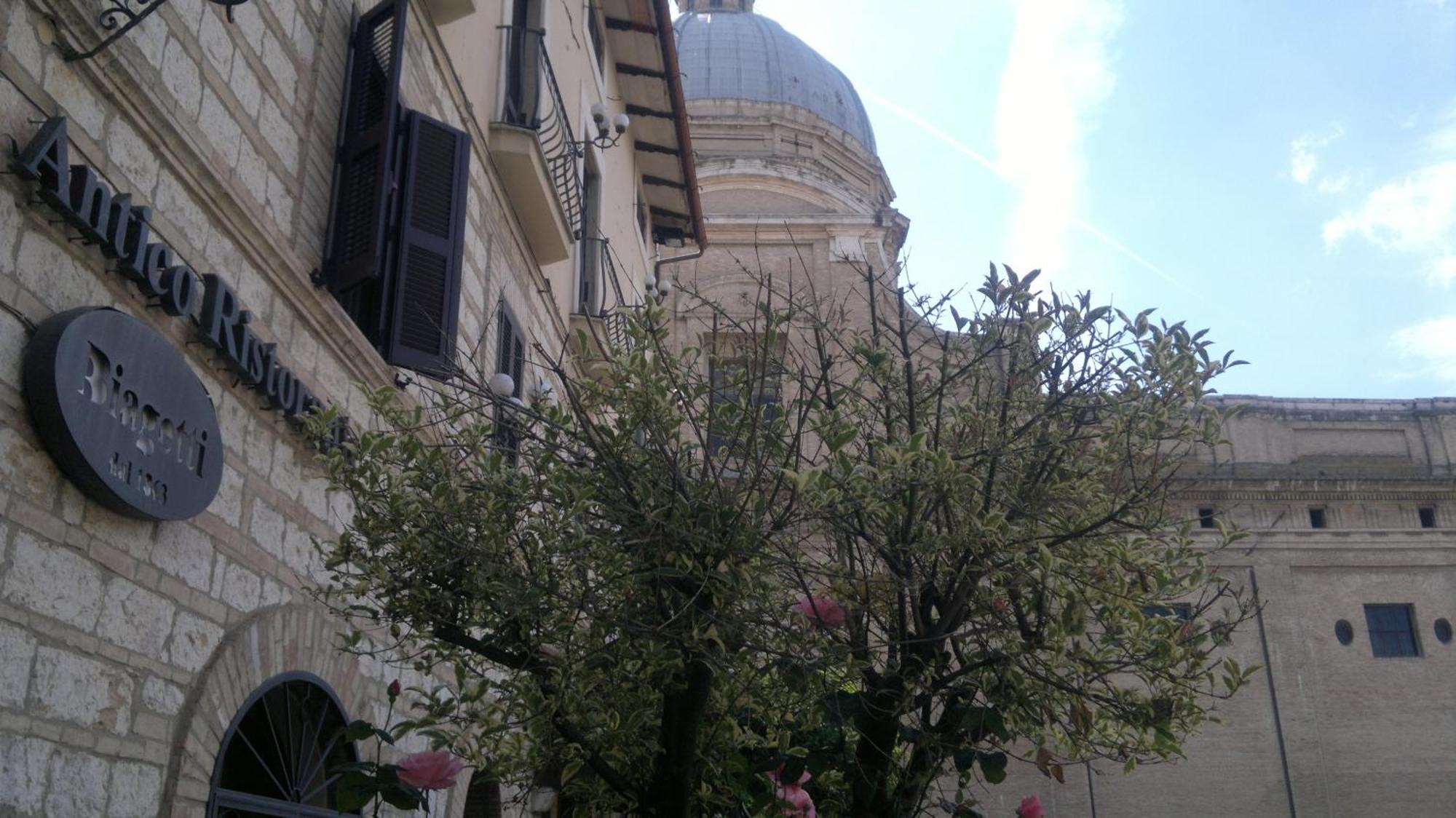 Hotel Porziuncola Assisi Exteriör bild